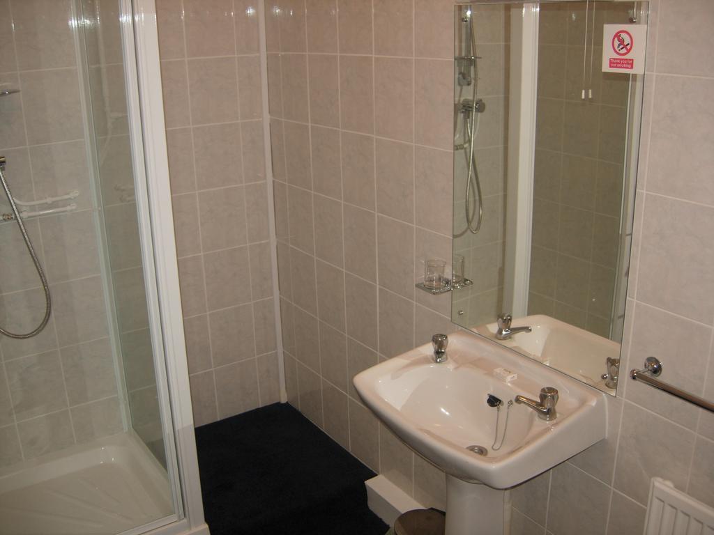 Longfield Guest House Dover Phòng bức ảnh