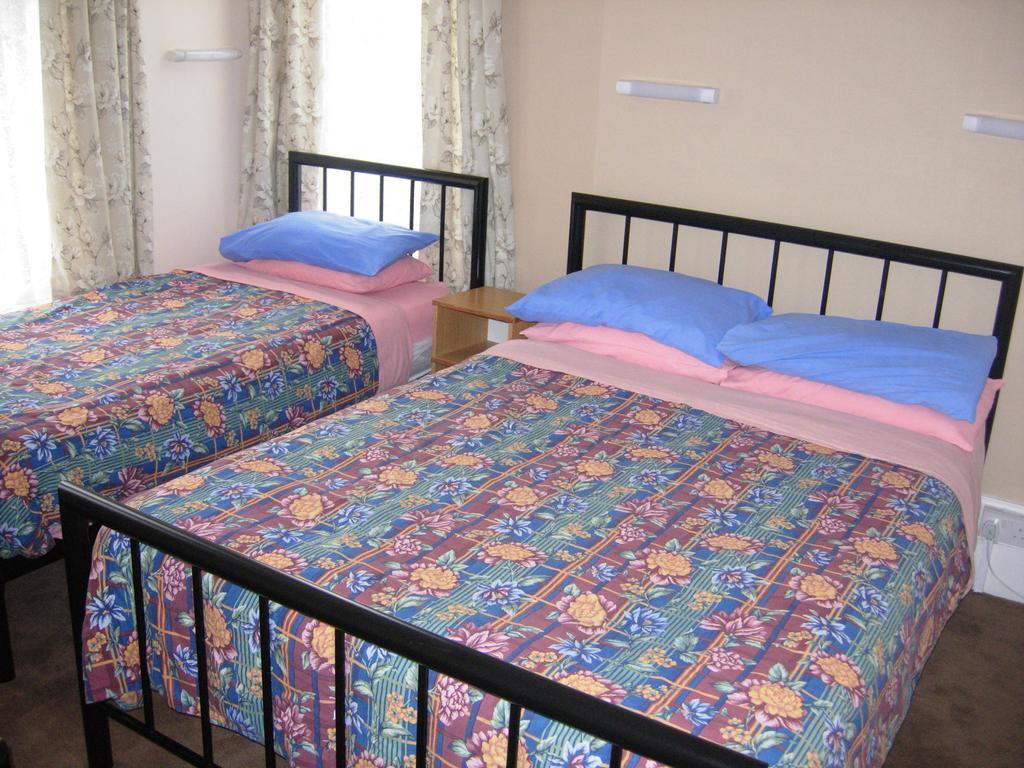 Longfield Guest House Dover Phòng bức ảnh