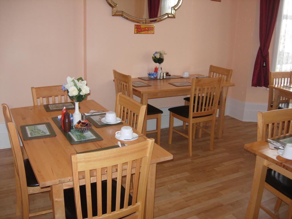 Longfield Guest House Dover Ngoại thất bức ảnh